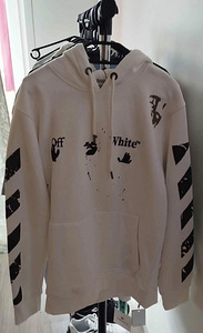 Chrome hearts / Off White худи, футболки, шорты (6 фото из 10)
