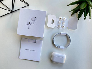 Airpods Pro 2 1: 1 koopia (2 foto / 8)