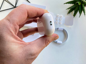 Airpods Pro 2 1: 1 koopia (7 foto / 8)