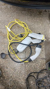 1EA971675 - Laadimisseade elektriautole UP ID4 LEO (4 foto / 5)