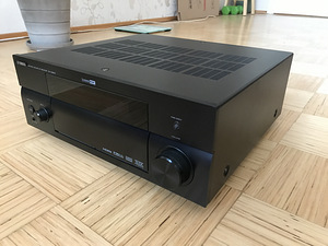 Yamaha RX-V2600 (1 foto / 5)