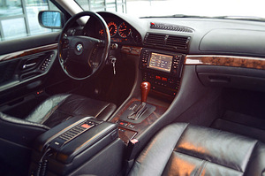 BMW 728ia E38 728i 142kw 1999 Facelift Aspensilber Metallic (4 foto / 14)