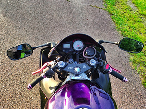 Yamaha YZF - R6 2000a. Vahetus GSX- R750 või R1 (6 foto / 9)