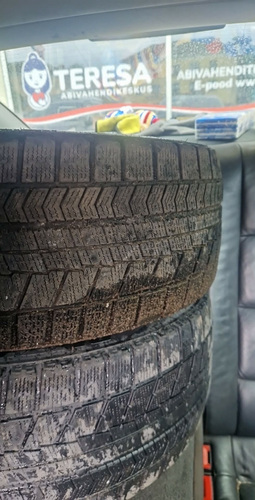 Rehvid 235/45 R18