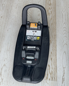 Joie turvahäll koos Isofix alusega (4 foto / 6)
