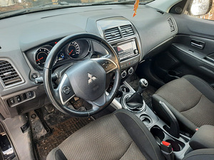 Продается Mitsubishi Asx (9 фото из 10)