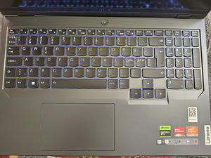 Lenovo Legion 5 Pro (RTX 4070; R7 7745HX) KOMPLEKT (3 foto / 10)