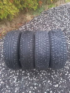 Naastrehvid R15/65/195 Michelin x-ice 2tk ja 2tk kumhod (1 foto / 8)