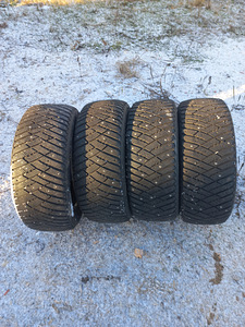 Naastrehvid R15/55/195 Goodyear Ultragrip (1 foto / 4)