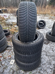 Ламелевые шины R18/55/225 Bridgestone Blizzak (1 фото из 4)