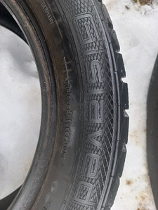 Naastrehvid R16/55/215 Gislaved nord Frost 5 (2 foto / 4)