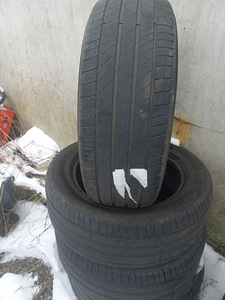 Suverehvid R17/55/215 Michelin Privak (1 foto / 4)