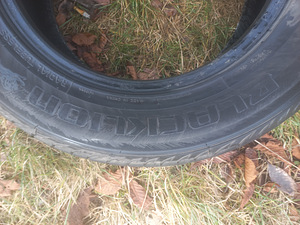 Suverehvid R16/65/215 Blacklion Cilorro (5 foto / 5)