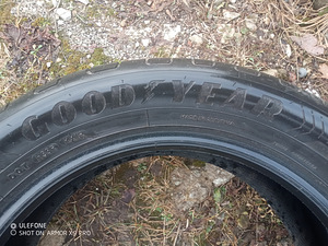 Летние шины R17/55/215 Goodyear Efficient Grip (3 фото из 4)