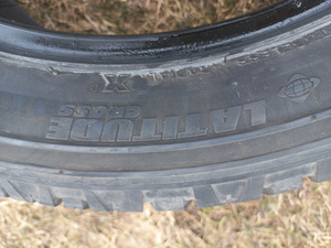 Suverehvid R18/50/235 Michelin Latitude cross (4 foto / 5)