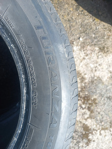 Летние шины R16/60/215 Bridgestone Turanza (4 фото из 5)