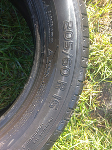 Suverehvid R16/60/205 Michelin ja Bridgestone (9 foto / 9)