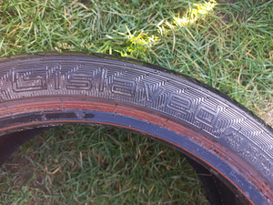 Suverehvid R19/35/255 Gislaved (3 foto / 6)