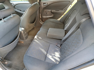 Toyota Avensis (6 foto / 15)