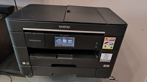 Värviline WiFi A3 printer Brother MFC-J5720DW (1 foto / 7)