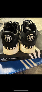Müüa tossud Adidas x neighbourhood