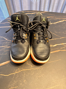 Mustad nahast Jordan nike air tossud (2 foto / 4)