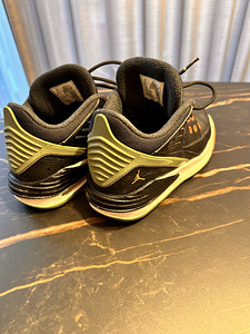 Mustad nahast Jordan nike air tossud (3 foto / 4)