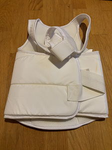 Karate vest (2 foto / 3)