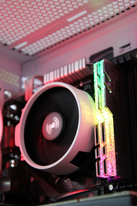 Arvuti Ryzen™ 5 3600 | RTX 3060TI | DDR4 16GB | SSD 1 TB (2 foto / 5)