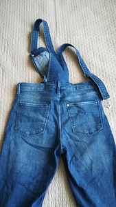 Как новый! Джинсы для девочек H&M, стр.152-158 (3 фото из 4)