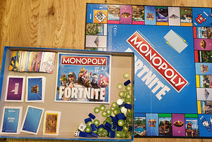 2 Fortnite mängu (2 foto / 2)
