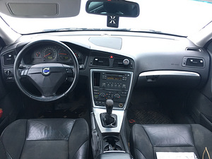 Volvo s60 facelift 2.4d 93kw (5 foto / 5)