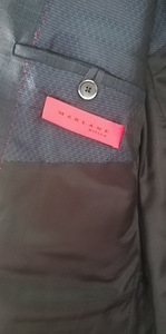Пиджак hugo boss (2 фото из 3)