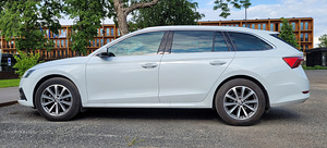 ŠKODA OCTAVIA 2024 (4 foto / 9)