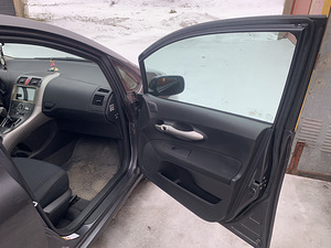 Müüa TOYOTA Auris 2008 täiuslikus seisukorras! (6 foto / 15)