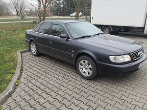 Audi A6 (c4) 2.6 (110kw) (2 foto / 13)