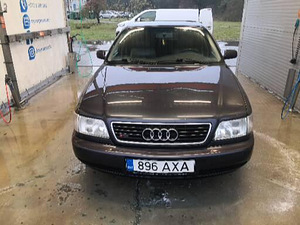 Audi A6 (c4) 2.6 (110kw) (5 foto / 13)