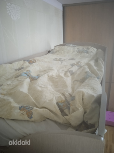 Детская кровать с ученическим уголком (фото #1)