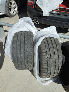 R19 225x35 PIRELLI (7 foto / 7)