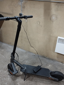 Scooter Xiaomi 4 ULTRA Tõukerattad (6 foto / 7)