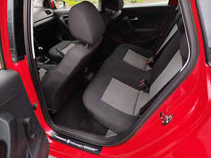 Volkswagen Polo 2012a. (8 foto / 9)