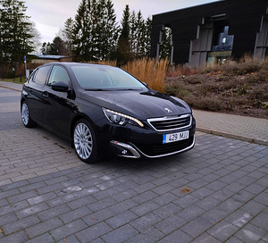 Peugeot 308 115kw (1 foto / 14)