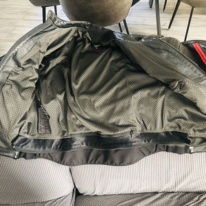 Moto jakk (2 foto / 4)