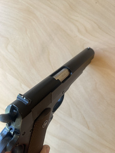 AIRSOFT COLT 1911 (4 foto / 7)