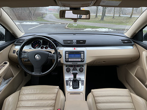 Volkswagen Passat B6 (6 foto / 12)