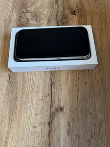 iPhone 14 pro 256gb (1 фото из 3)