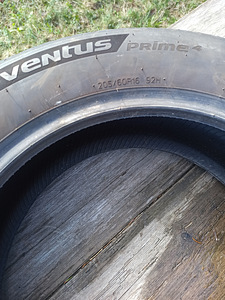 Шины 205/60R16 (3 фото из 5)