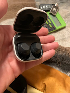 Samsung kõrvaklapid (2 foto / 2)