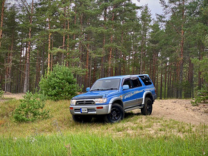 Toyota Hilux Surf 3.0 92kW (2 foto / 15)