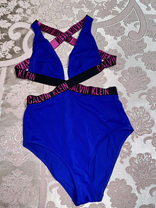 Купальник Calvin Klein (2 фото из 2)